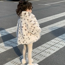 韩版童装2023新款冬季女童豹纹毛毛外套儿童保暖夹棉加厚皮草外套
