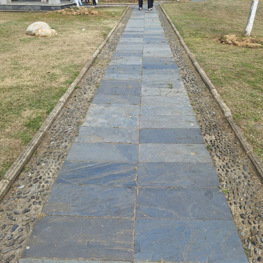 天然青石板庭院地砖园林道路美化草坪铺路垫脚踏步石文化石外墙砖