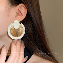 拉菲草编织圆形耳环复古时尚设计感耳钉小众夸张高级感耳饰批发女