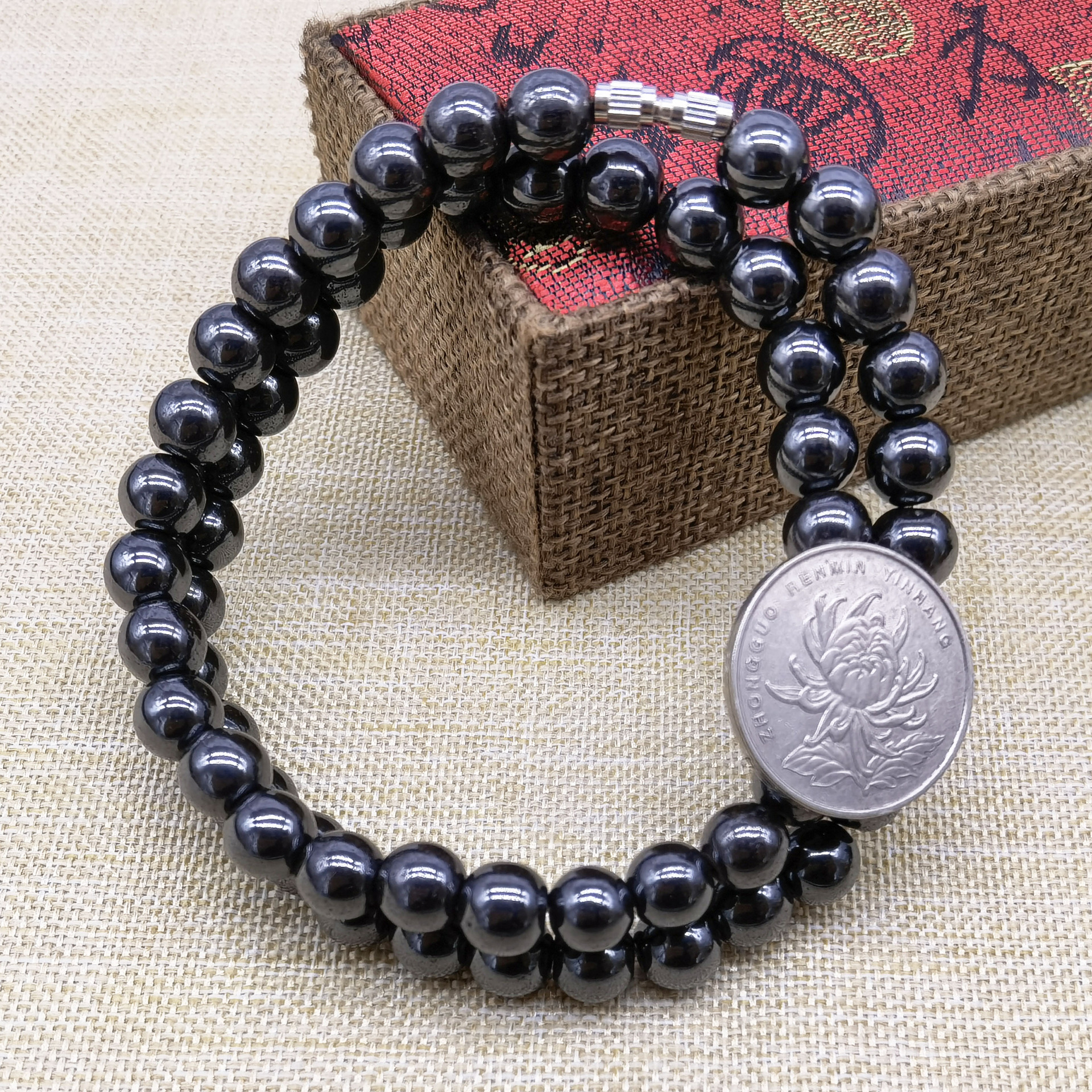 跨境直播热卖黑胆石项链太赫兹磁性能量石手链植物工厂会销礼品