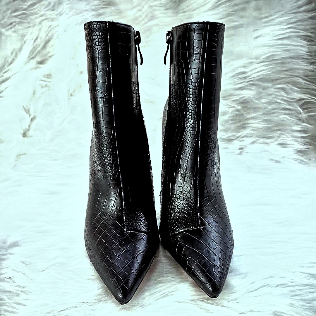 亚马逊大码黑色蛇纹短靴细跟尖头高跟靴侧拉链性感女靴一件代发43