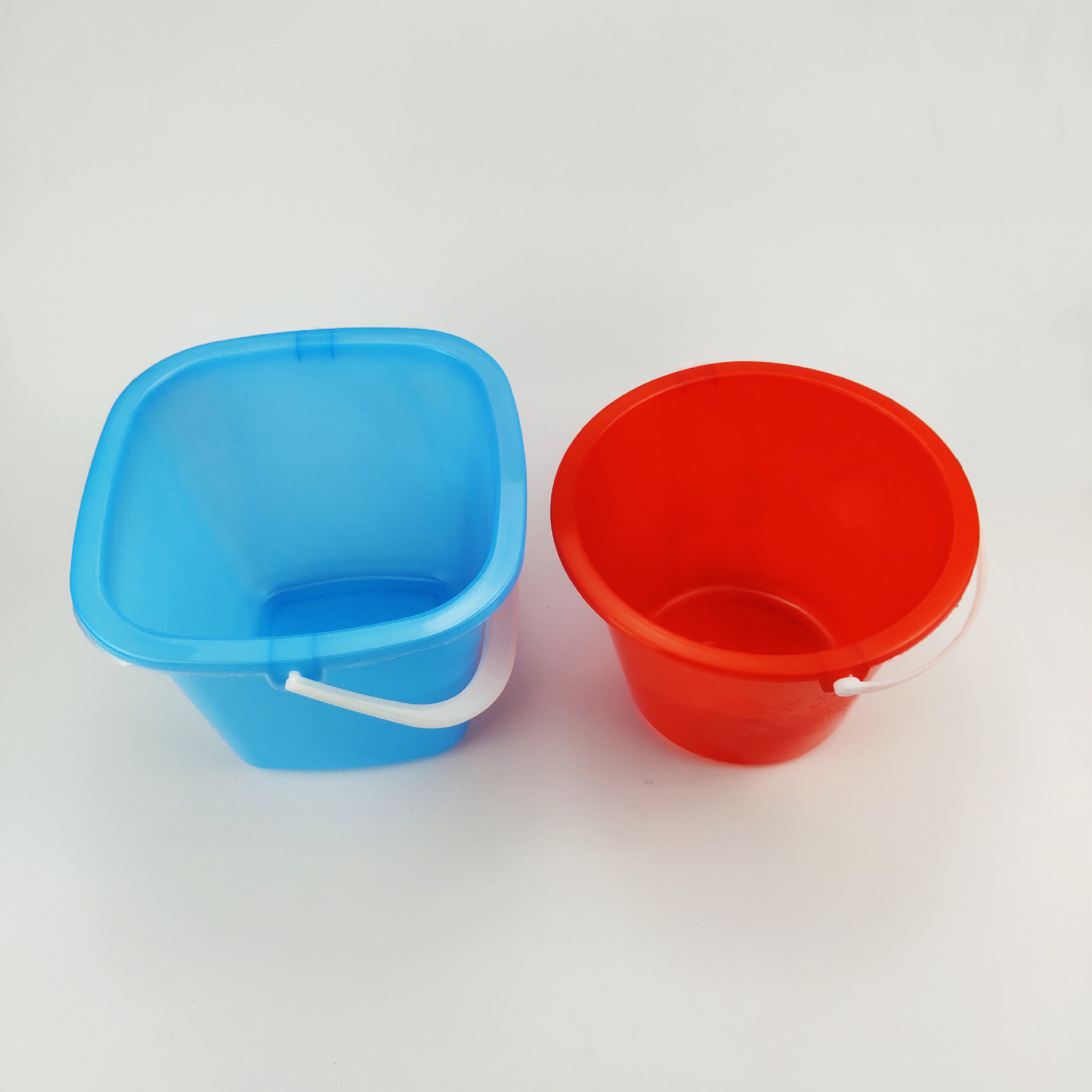 塑料手提沙滩桶小号家用手提桶桶漆工用油漆桶塑料小桶实验小桶