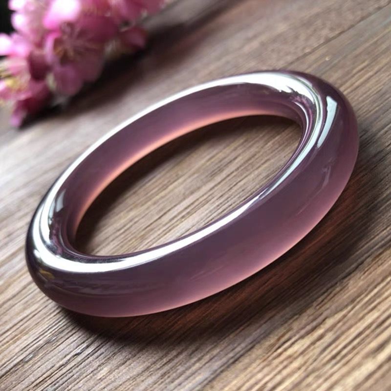 镇平县巧恒珠宝玉石商行镇平县点恒玉器商行|1年 |主营产品:玉髓手镯