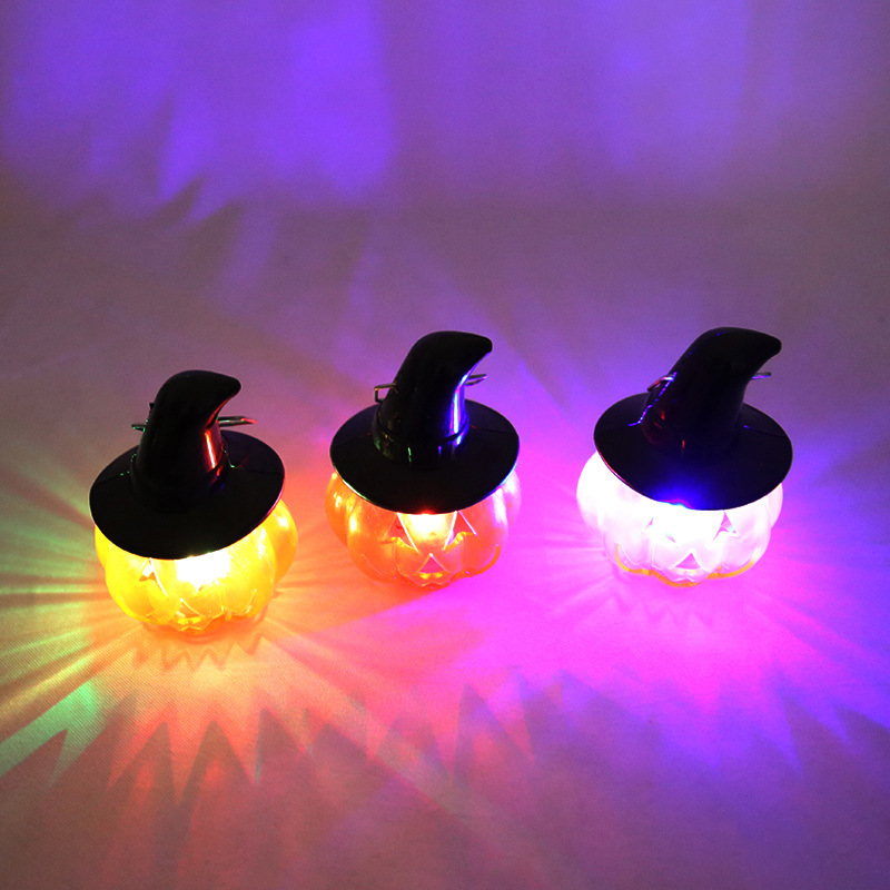 Zilin in Stock Wholesale Halloween Decoration Pumpkin Lamp Led Witch Light Luminous Mini Portable Lamp Horseshoe Light