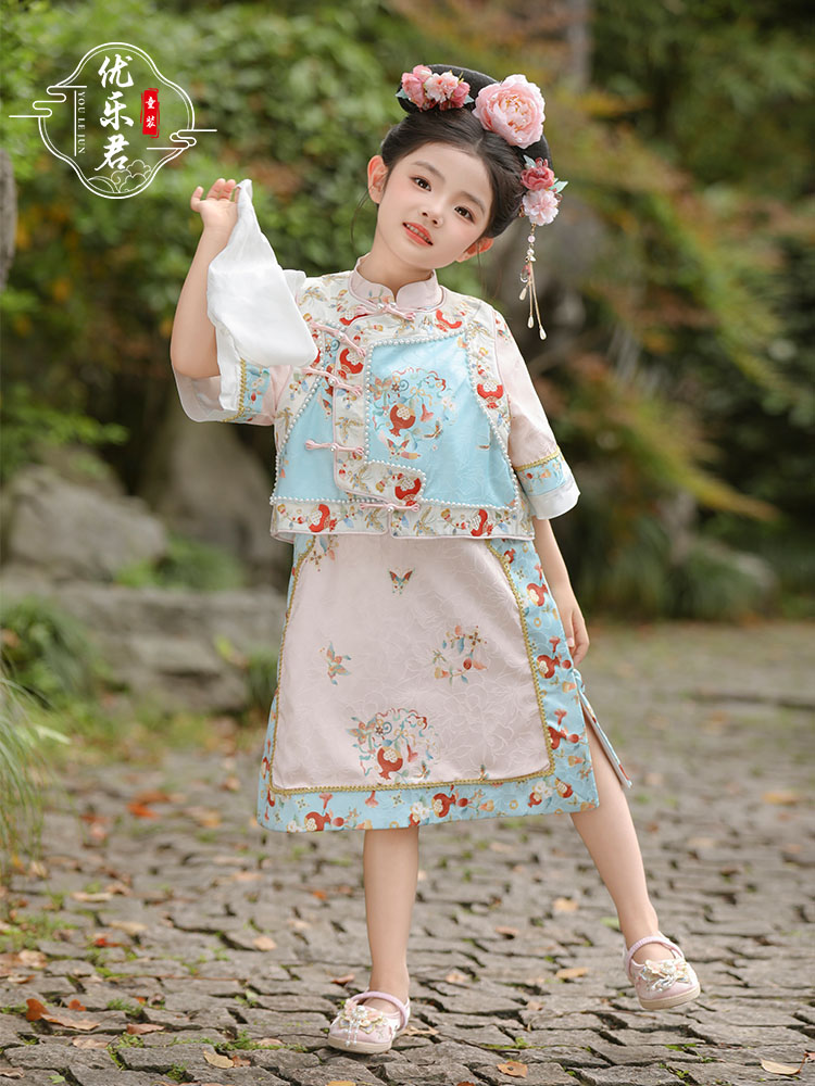 清朝格格服女童古装2024新款夏季清代儿童汉服清宫满族夏装连衣裙