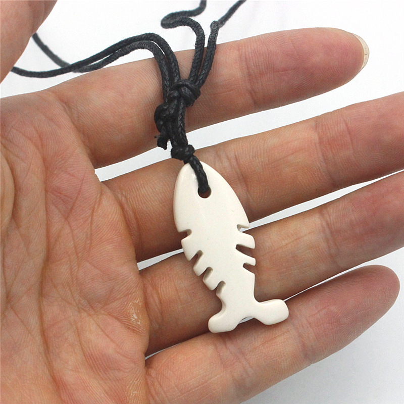 鱼骨造型项链吊坠 白色牛骨鱼形项链颈链 跨境热销饰品批发