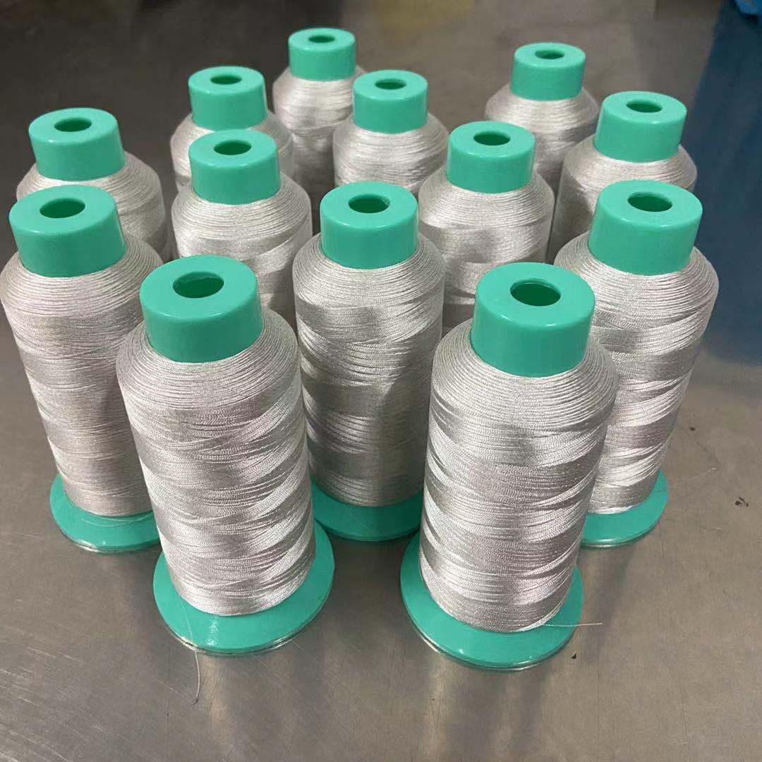 现货供应 防静电线 银纤维导电缝纫线 导电触屏线 导电纤维纱线