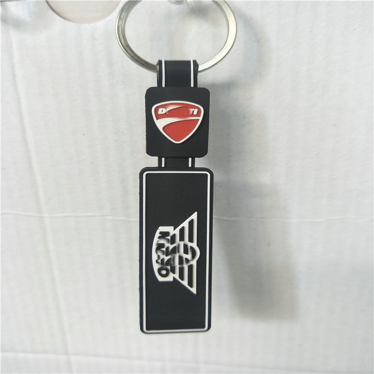 pvc滴塑黑色吊牌钥匙扣可制定各类形状颜色可做单双面3d玩具-阿里巴巴