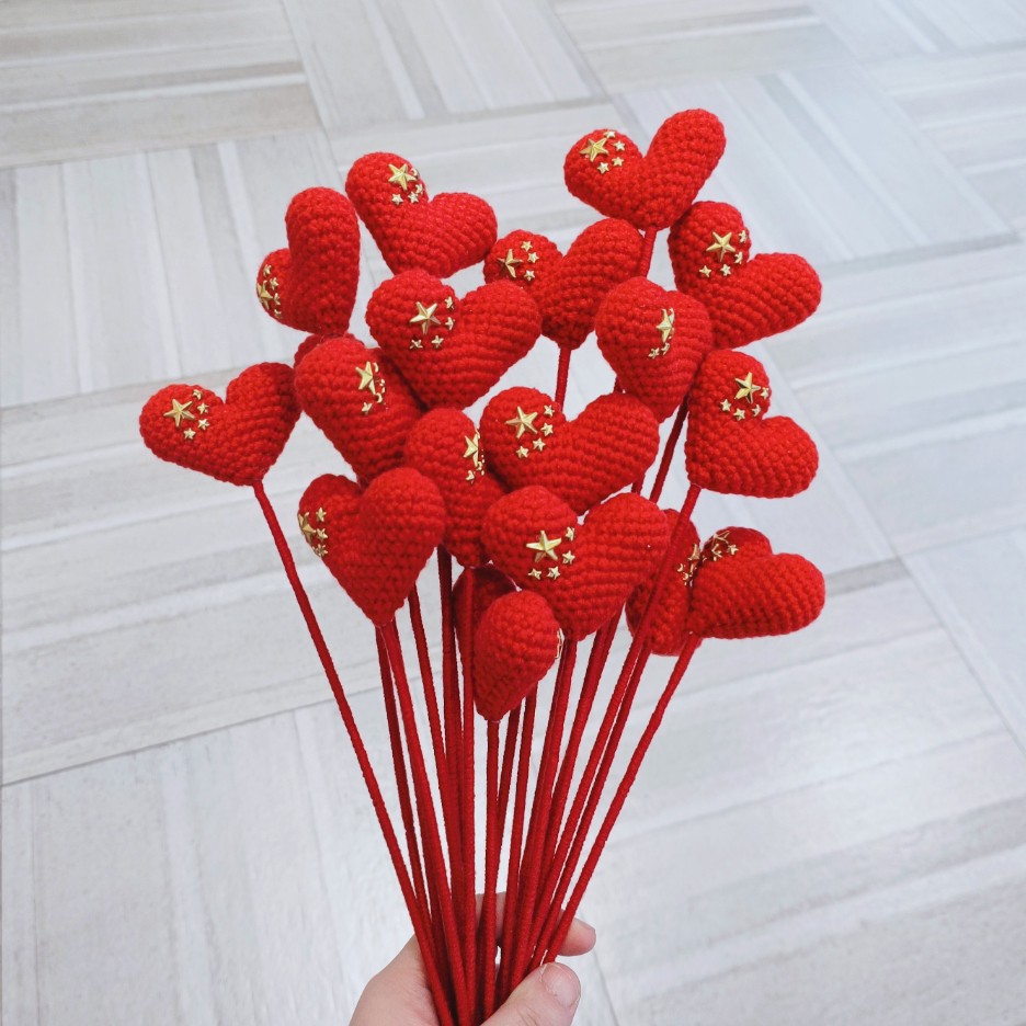 创意手工礼品成品毛线钩针编织中国心爱心花束五星红旗爱国主题