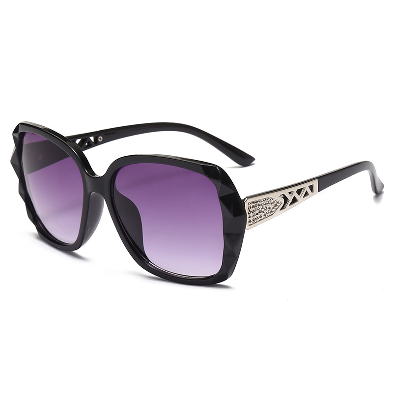 2024 New Large Rim Sunglasses Korean Women's Fashion Sunglasses Driving Glasses for Riding Wholesale 5588s