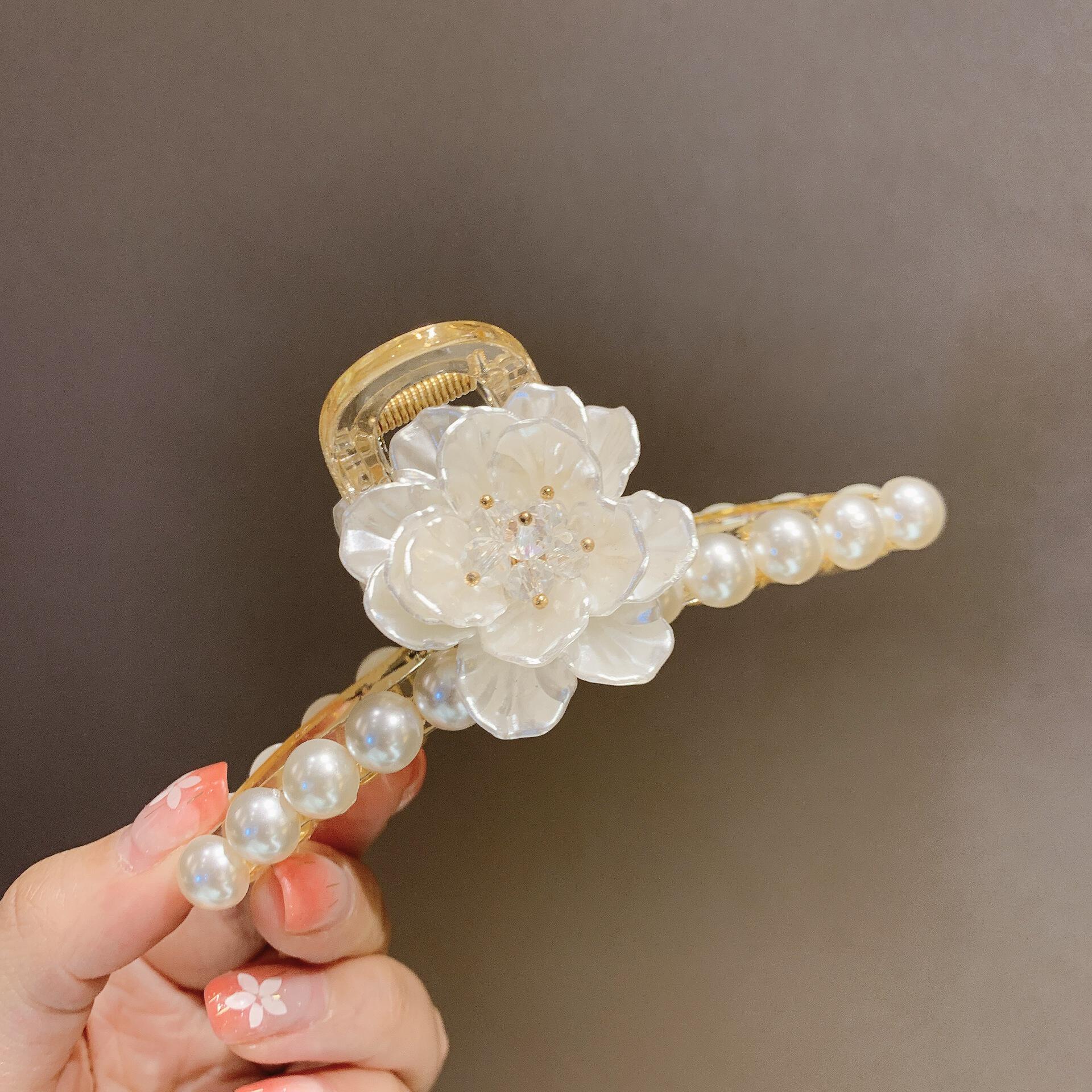 发饰发抓抓夹发夹女生后脑勺早春款韩国东大门珍珠花朵抓夹鲨鱼夹