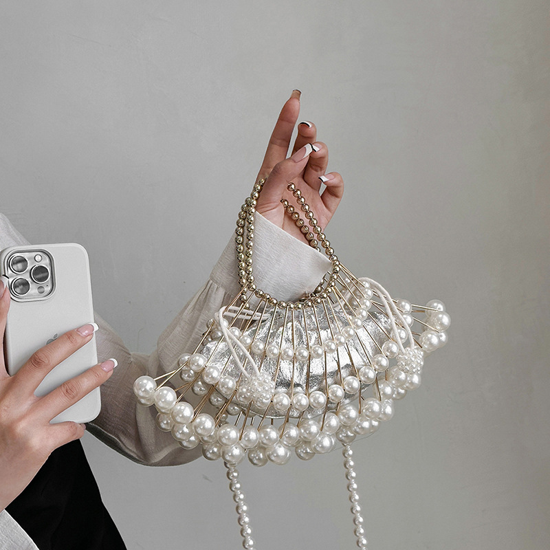 新款女包包珍珠包时尚气质女式斜挎包洋气手提包女孩休闲配饰包潮