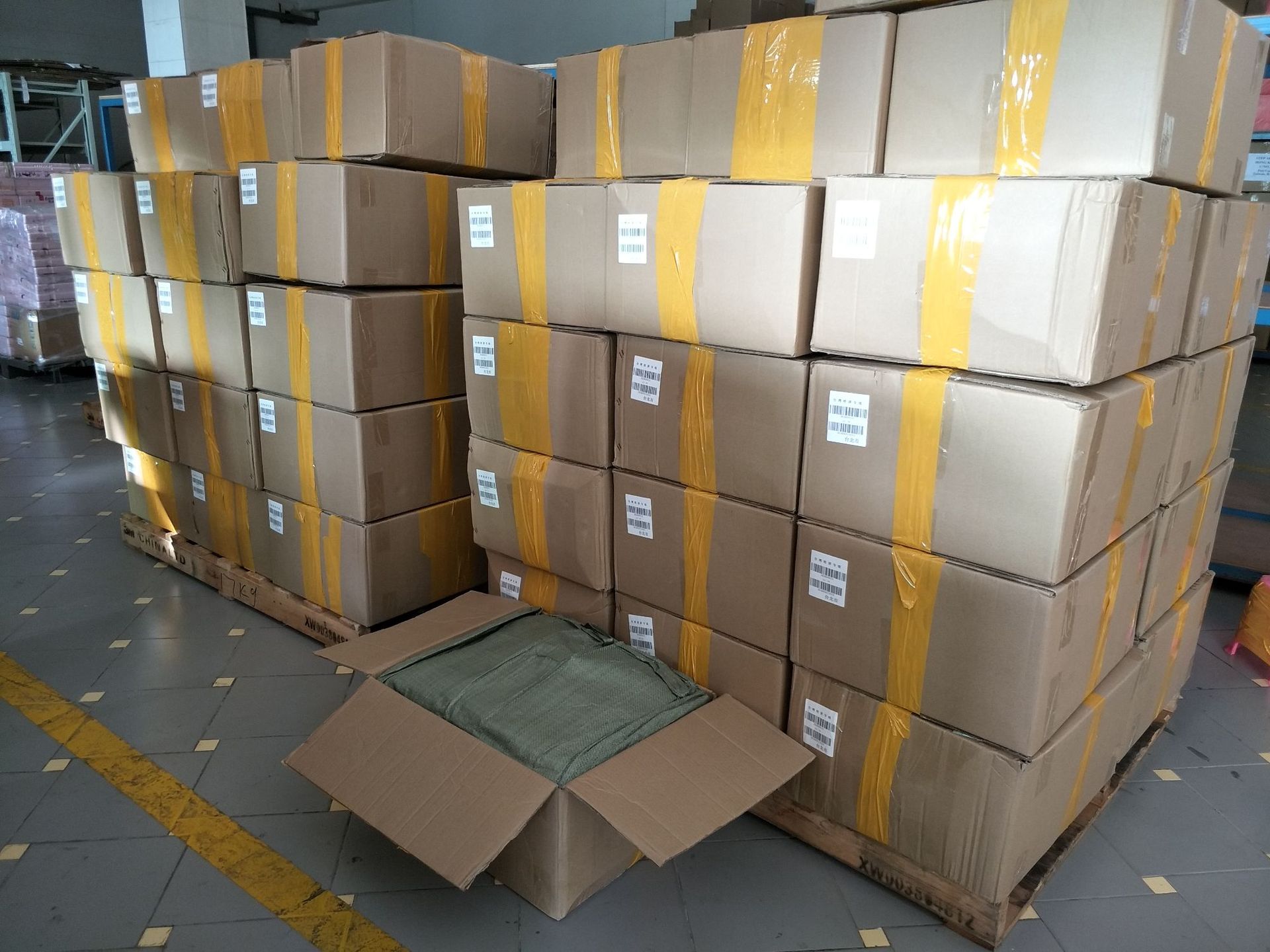 邮政小包外贸散货柜家具台灣密闭门小件家具小余集运