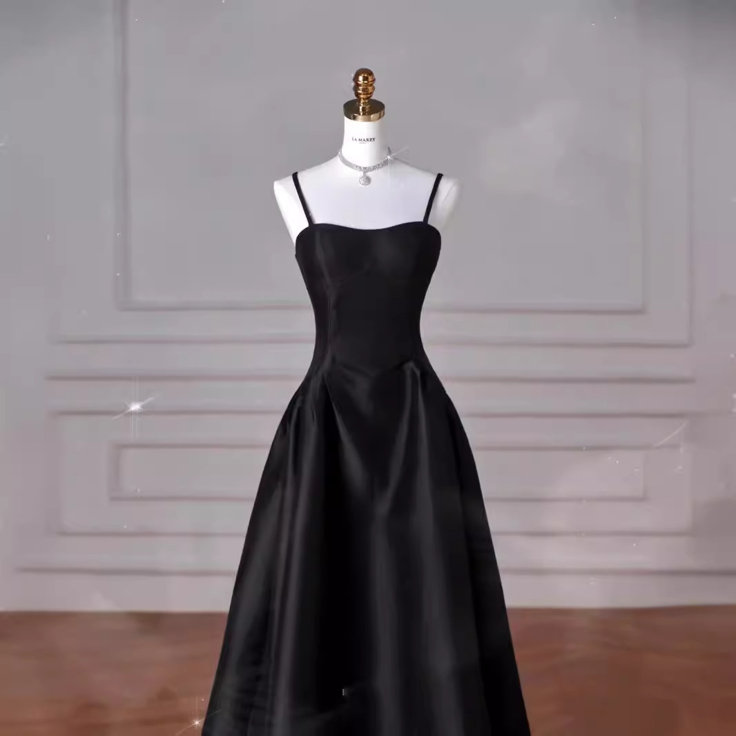 黑色晚礼服高端轻奢小众宴会主持人艺考礼服气质名媛性感吊带长裙