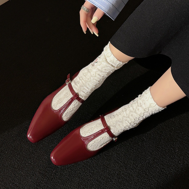 银色黑色车厘子红尺码立即订购加入进货单买家服务支付方式帮面材质