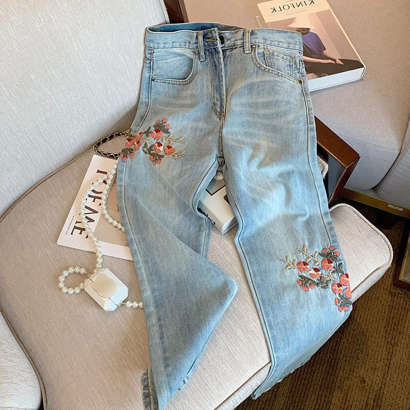 花朵刺绣水洗直筒牛仔裤女2022早春季新款小个子设计休闲神裤