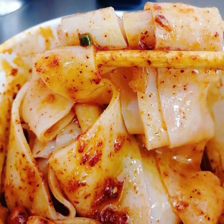 1-5斤贵州手工卷粉米皮凉拌贵阳街美味米粉新鲜特色街边小吃500g