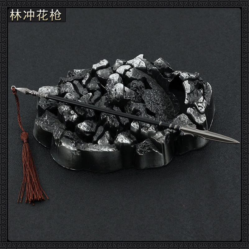 水浒周边豹子头林冲梨花枪22cm全金属工艺品摆件