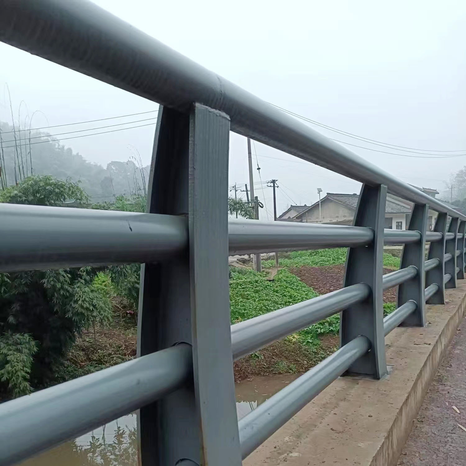 三横梁q235厂家栏杆四横梁桥梁护栏景观河道355b桥梁防撞护栏