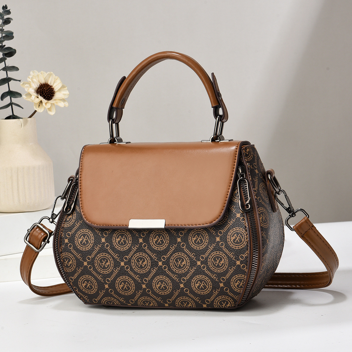 大气女士斜挎包厂家百搭妈妈包夏时尚2024外贸新款单肩女士-阿里巴巴