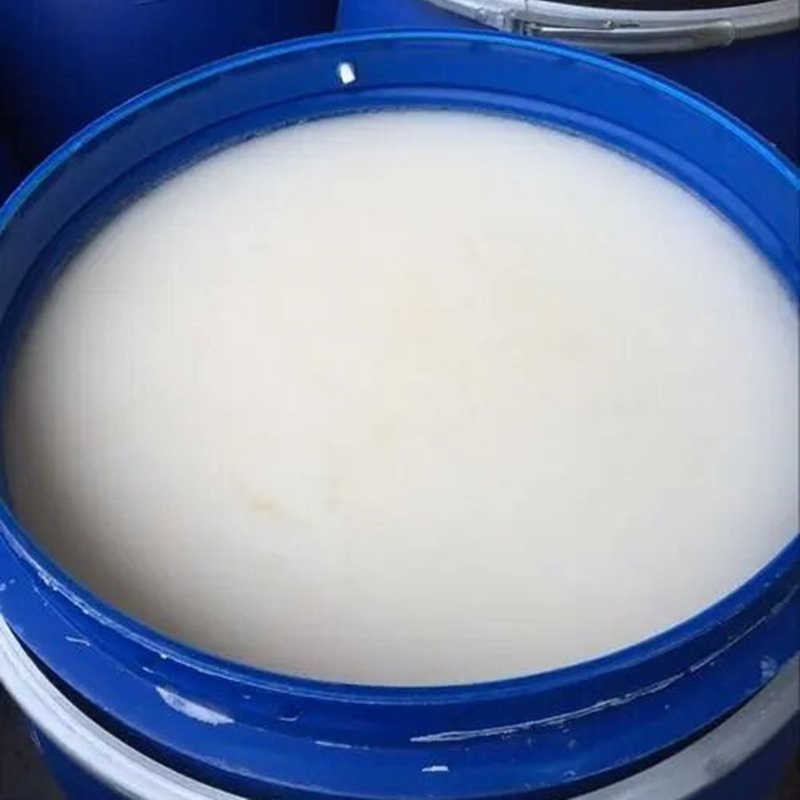 根据所用的水,乳液,溶液或者其他添加剂,以及所需粘度的要求,一般需