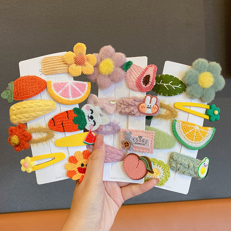 秋冬新款毛绒儿童发夹小公主女童针织毛线发卡不伤发卡通花朵夹子