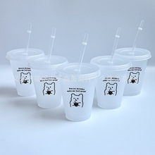 原创韩风475ml小众卡通小熊夏日咖啡果汁塑料吸管杯便携