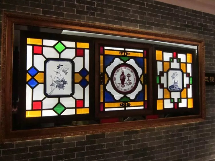 玻璃工艺满洲窗 西关骑楼花仿古满洲窗 中式窗户艺术玻璃屏风工厂