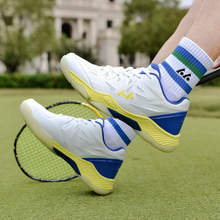 2024新款羽毛球鞋男女情侣超轻碳板乒乓球透气防滑网球排球训练鞋