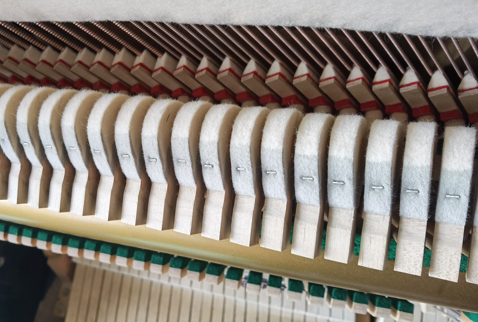 进口二手钢琴家用低价英昌u3立式初学者成人儿童考级练习实木钢琴