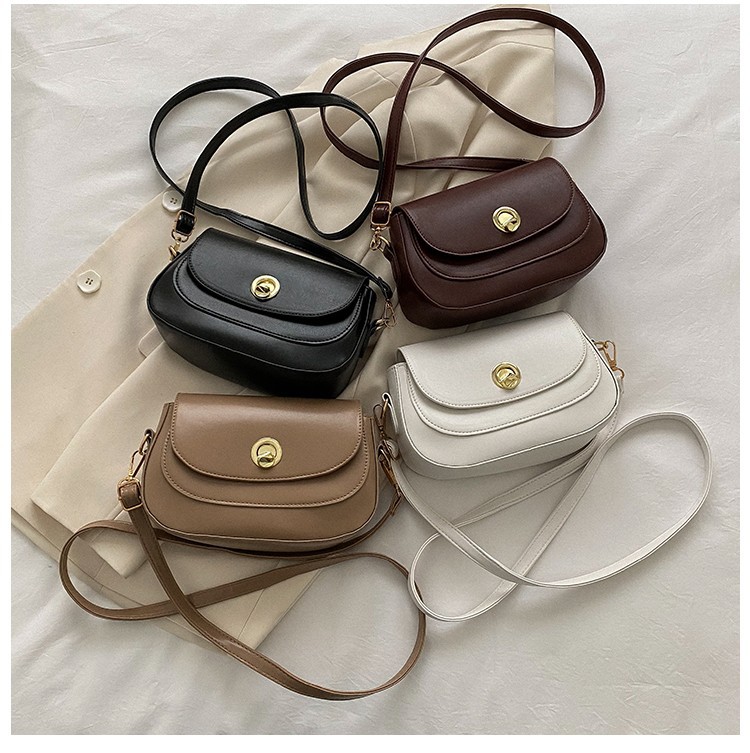 港风复古女士小包包女秋冬2022新款简约通勤休闲小方包单肩斜挎包