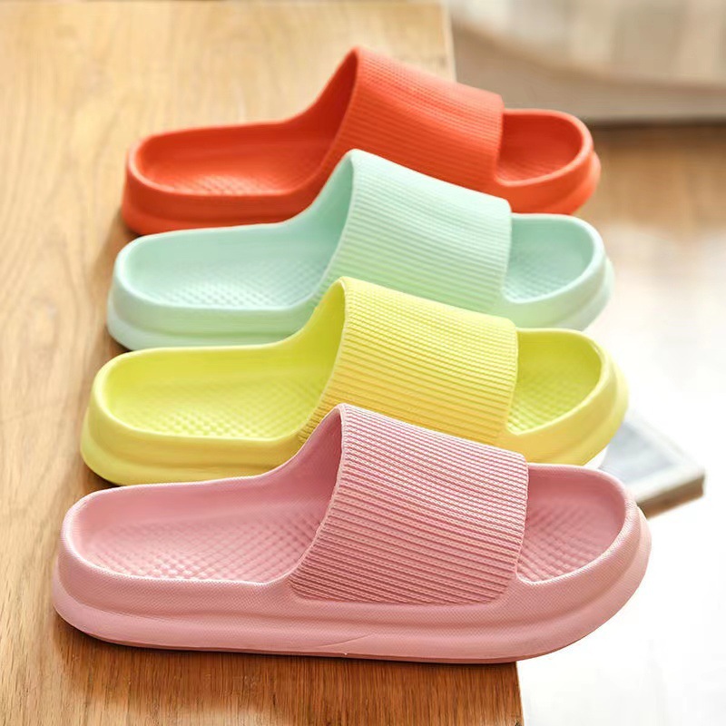 Slip-on Summer Slippers for Women Home Non-Slip Bathroom Bath Couple Thick Bottom Home Men's Sandals Summer Outdoor Wear