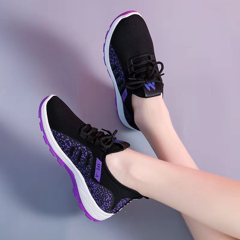 Women's Shoes for Moms 2022 Spring Casual Sneaker Trendy Fashion Walking Shoes Soft Bottom Breathable Business Casual Shoes