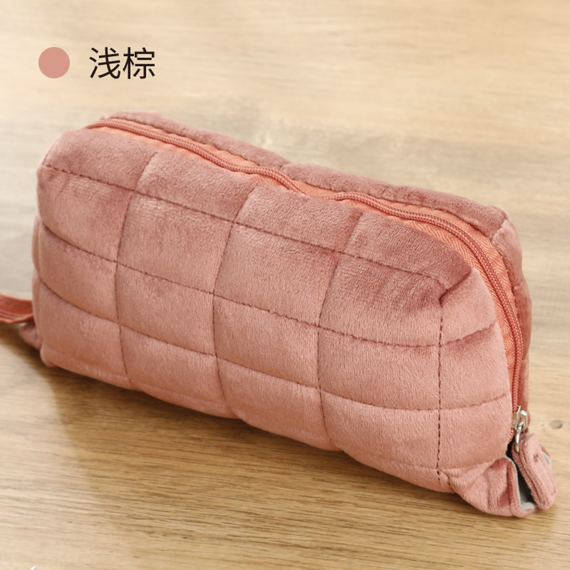 Student Nap Pillow Bag Large Capacity Stationery Bag Fur Bag Cute Pillow Pillow Bag Plush Girl Heart Pencil Case Wholesale