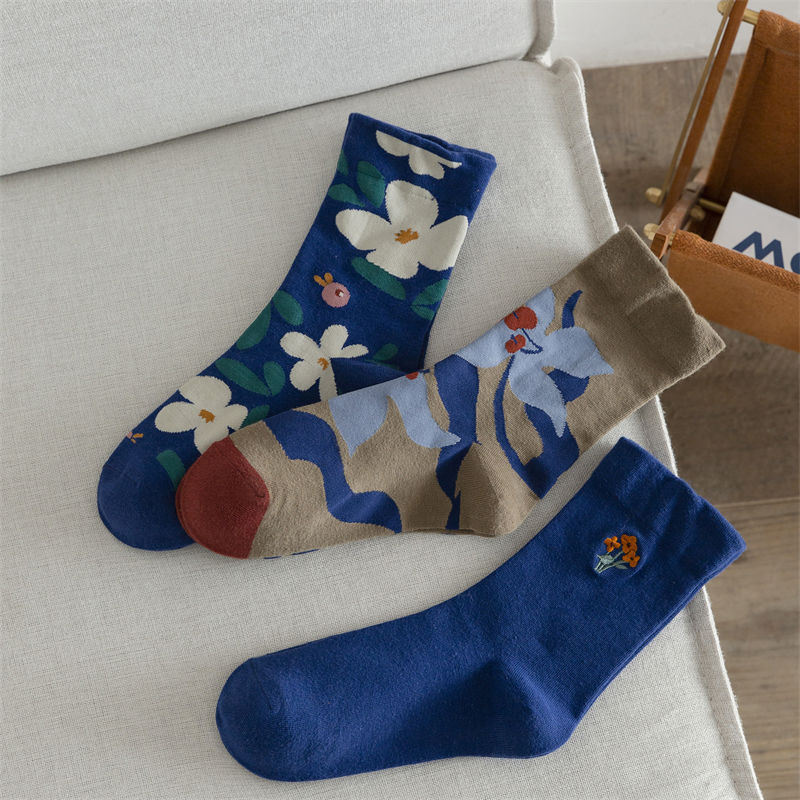 3双装克莱因蓝袜子秋冬女ins潮网红中筒袜蓝色棉可爱复古春秋女袜