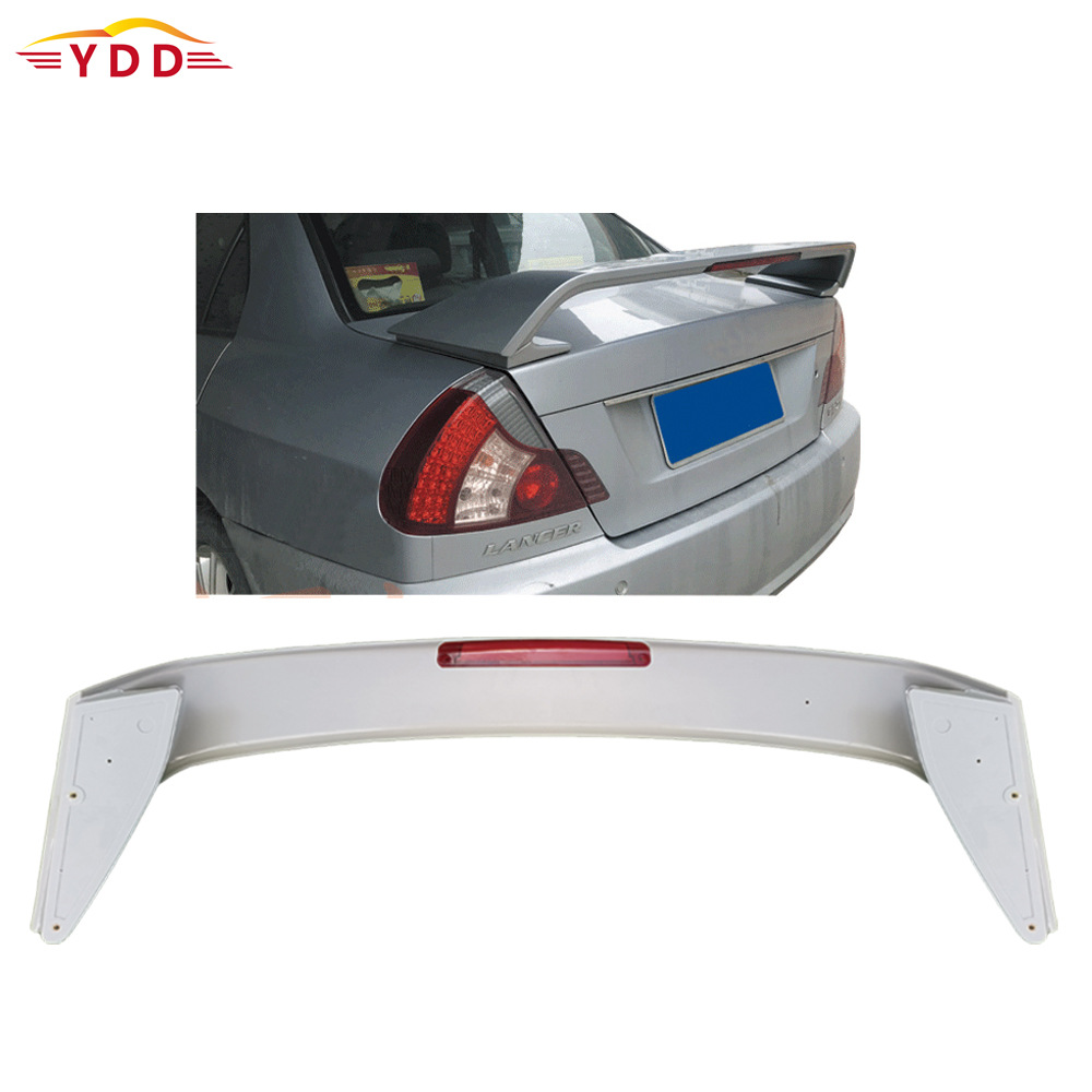 适用于三菱蓝瑟尾翼带灯款 abs材质汽车外饰改装配件 工厂批发