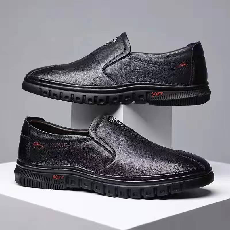 Men's Leather Shoes Factory Wholesale 2023 Summer New Casual Shoes Men's Soft Bottom Fashion Thin Shoes Slip-on Dad Shoes
