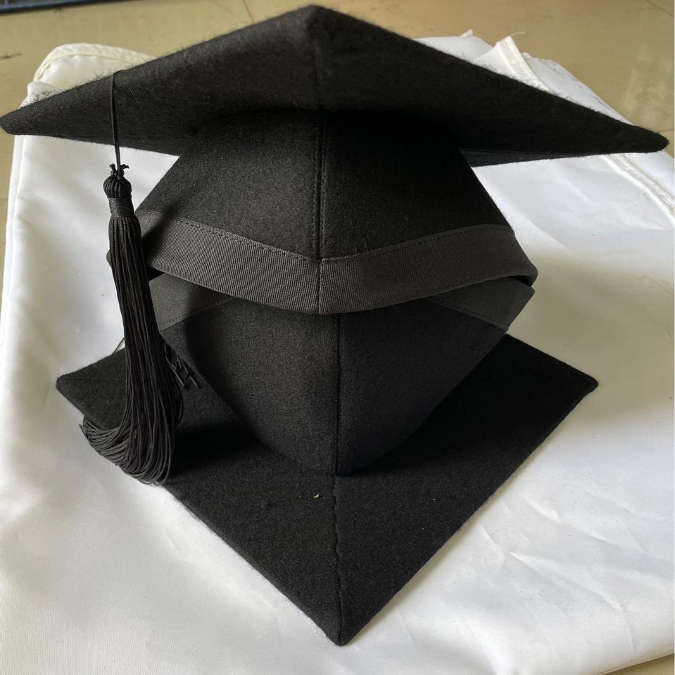 生产加工黑色博士帽 毕业帽,学士帽