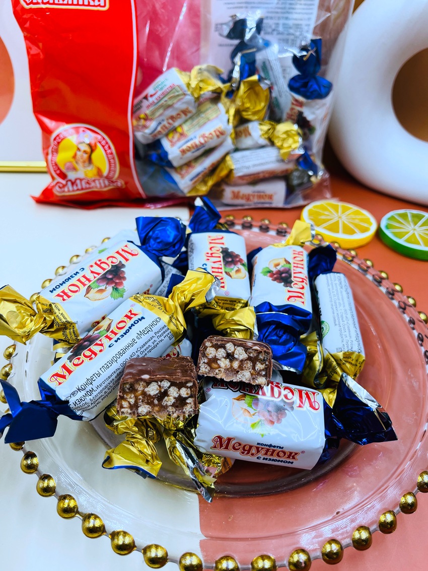 俄罗斯蓝莓500g婚庆散装喜糖批发休闲零食巧克力糖一件代发批发