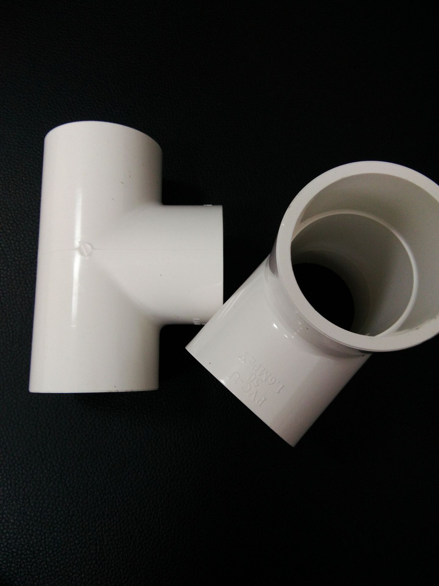 联塑厂家推荐 pvc给水管件 配件pvc给水三通 20~160规格其全