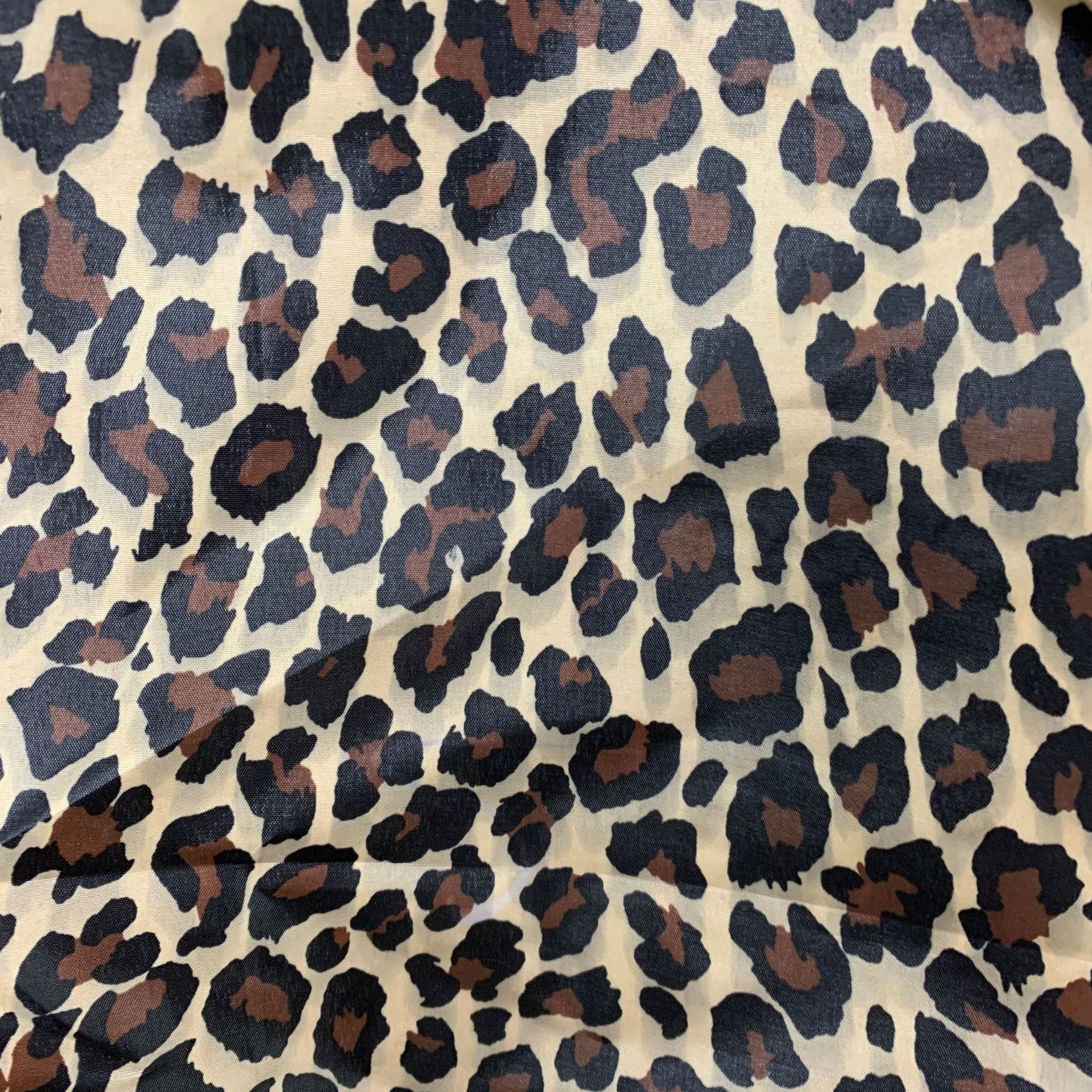 210t豹纹印花涤纶布 收纳盒里布 毛毡收纳盒衬里布 箱包里布