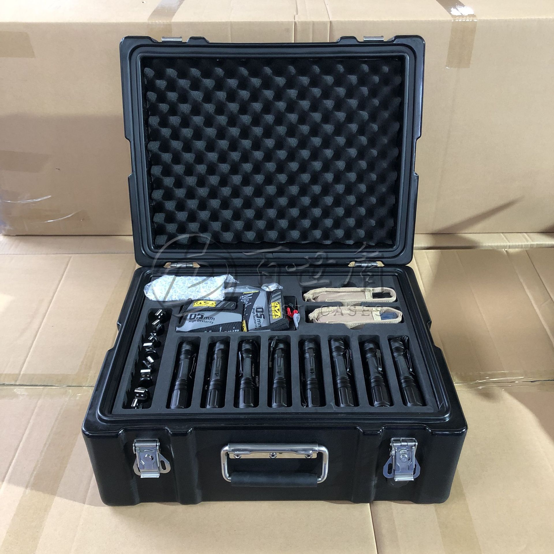 小型手提箱部队野战可充电式手电筒存储箱带减震可空投物资箱黑色