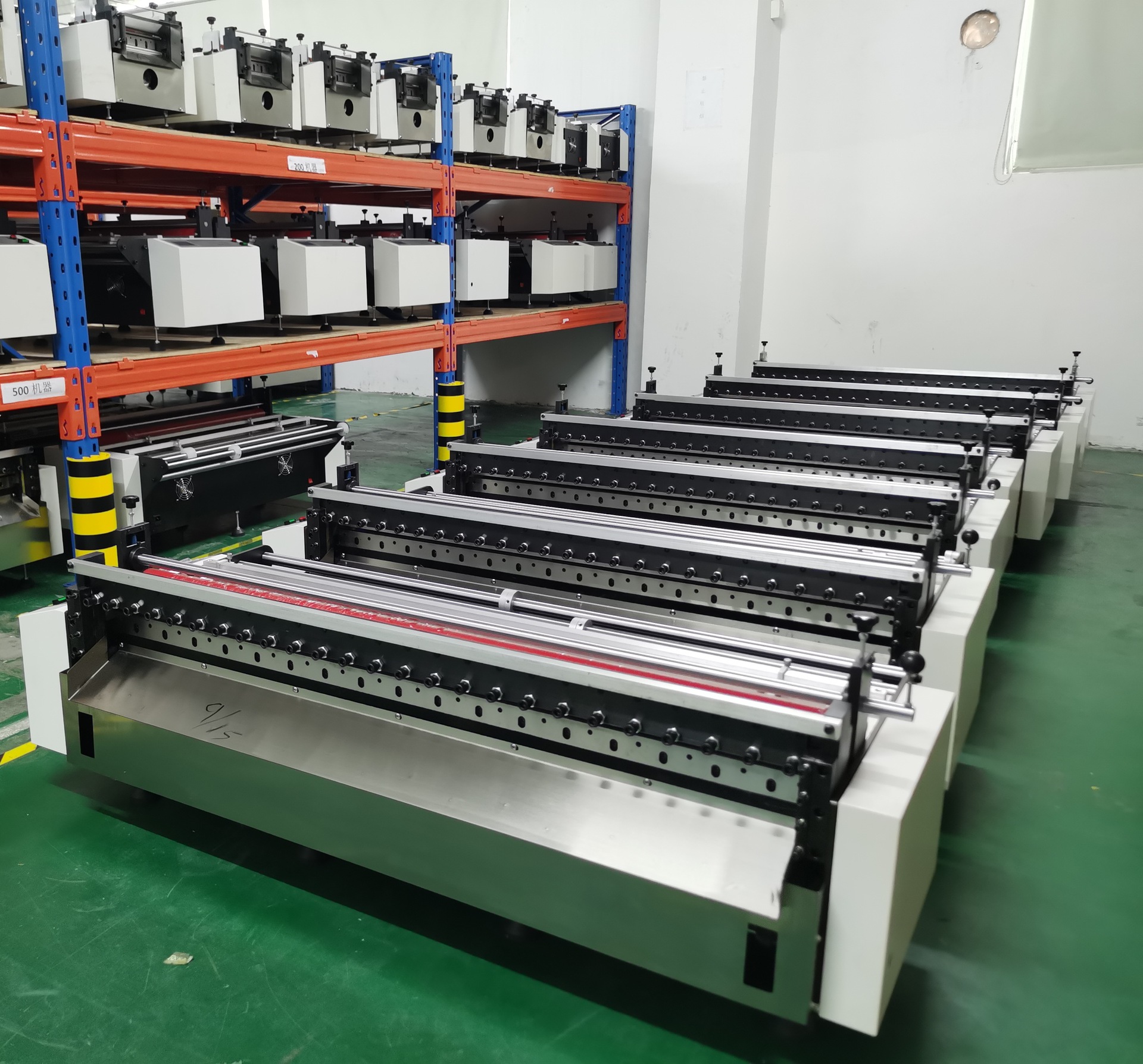 厂家全自动气泡膜裁剪机离型纸电脑切纸机pvc胶片自动切片机