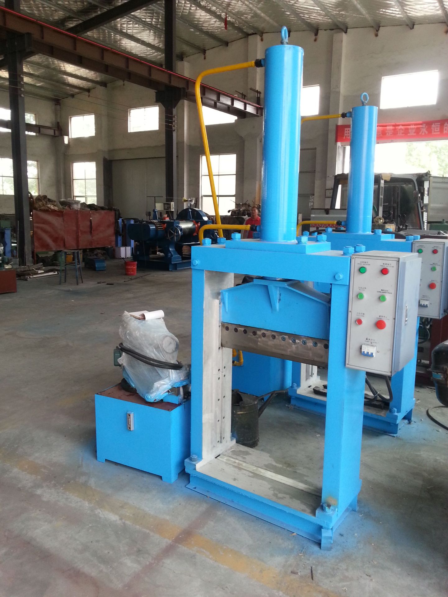 单刀切胶机xql-16