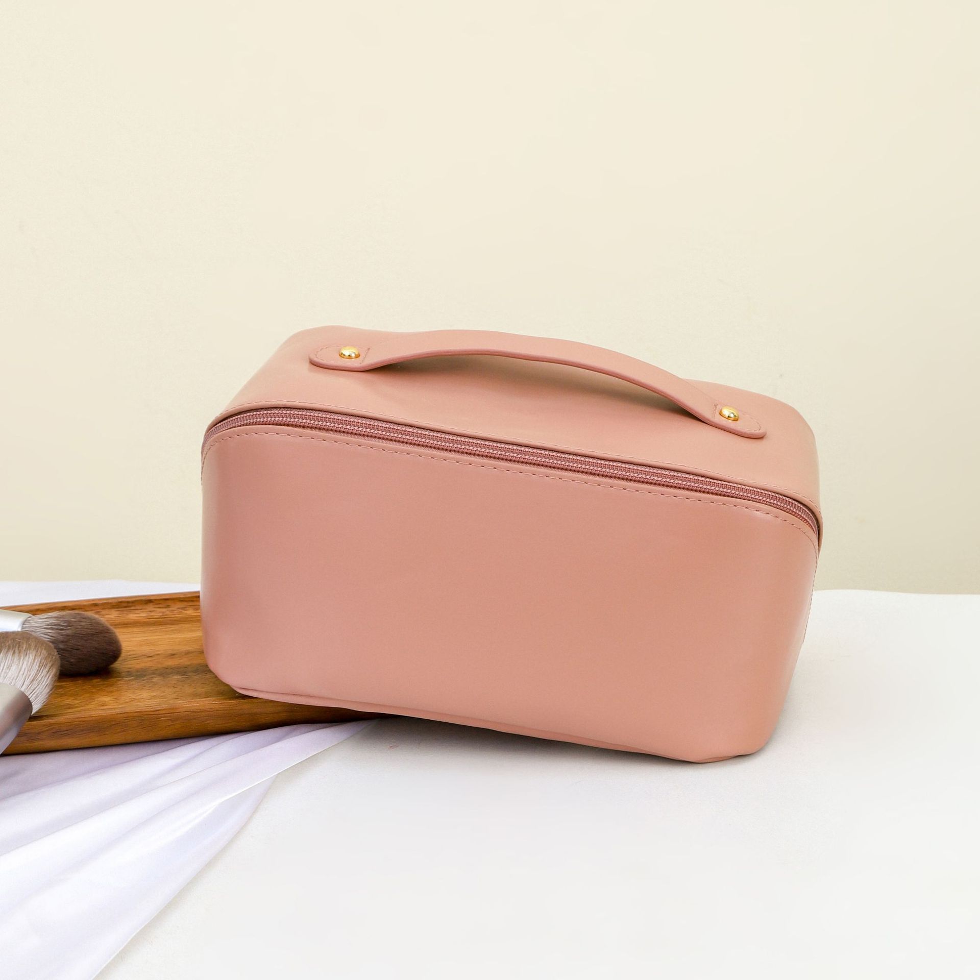 Yiwu Organ Pu Leather Pillow Bag Cosmetics Toiletries Storage Bag Large Capacity Partition Storage Cosmetic Bag