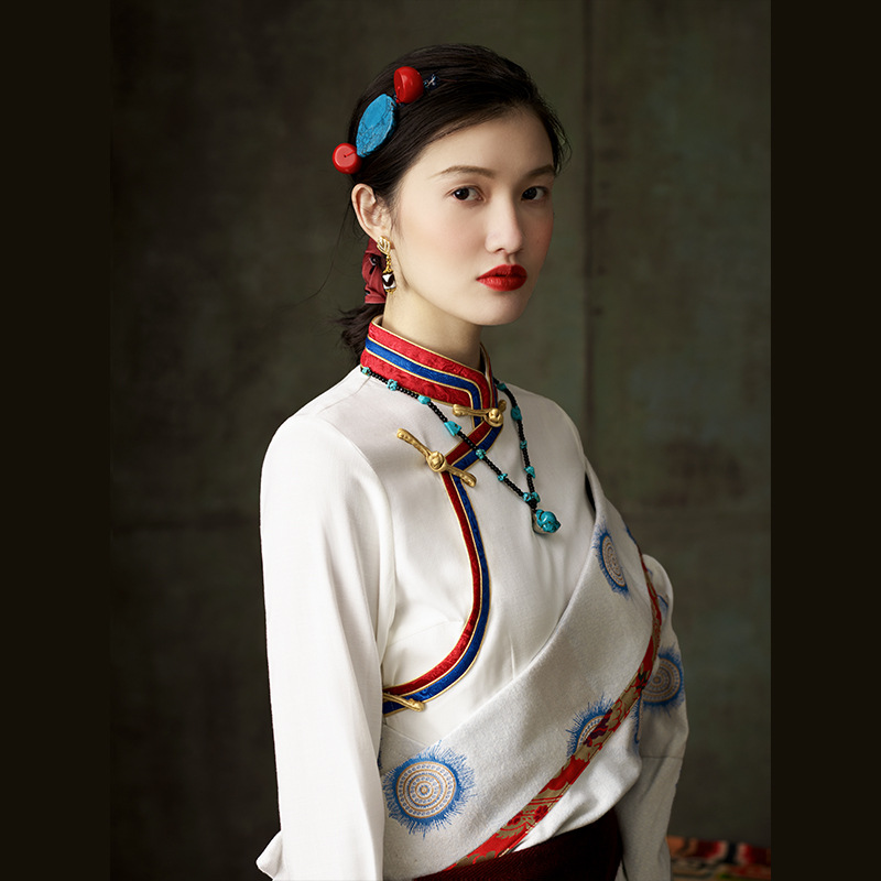 传统经典藏式 藏装女新款衬衣衬衫棉麻藏服上衣 女装藏族 卓玛服