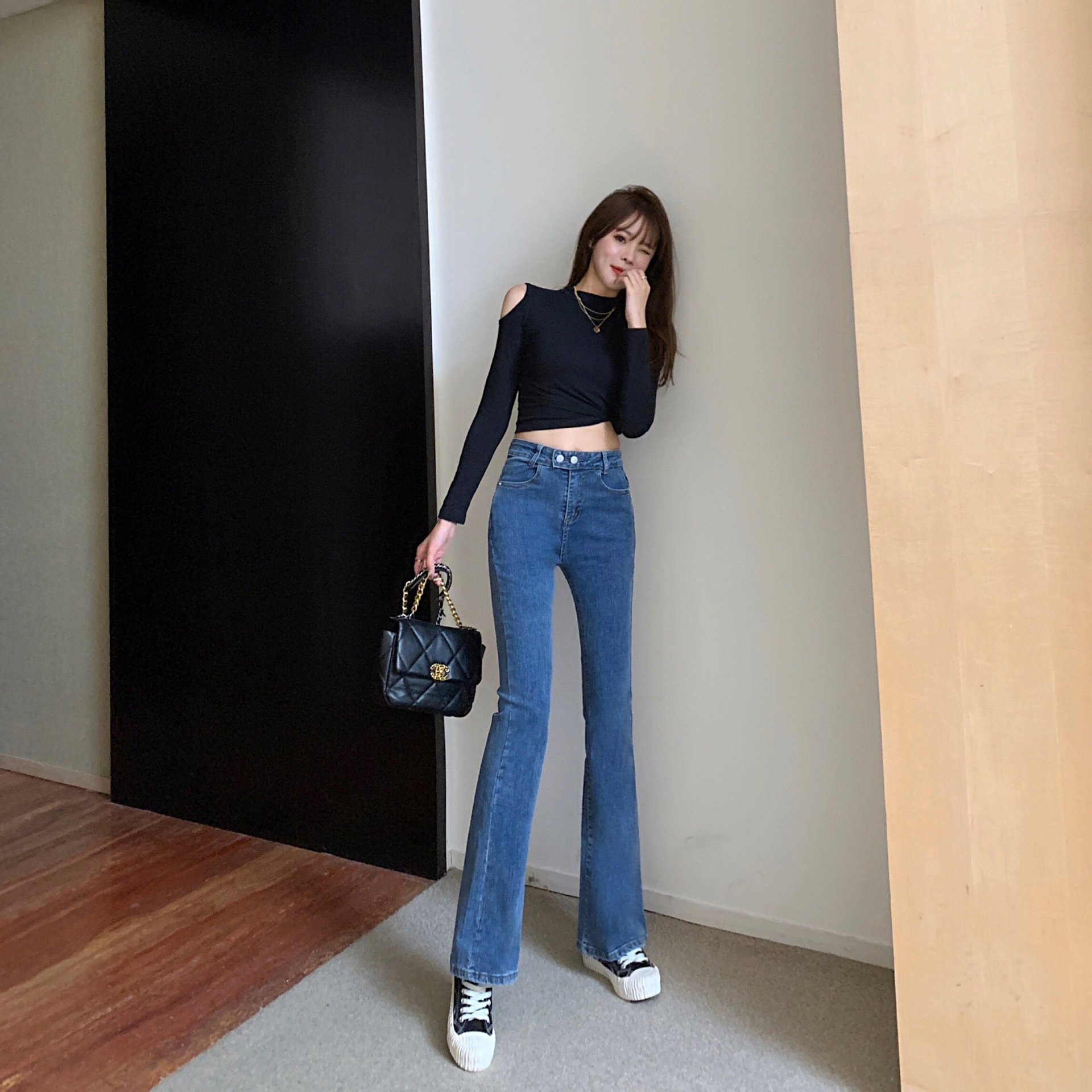 实拍2021春款港风复古chic开叉喇叭牛仔裤女装高腰显瘦长裤垂感潮