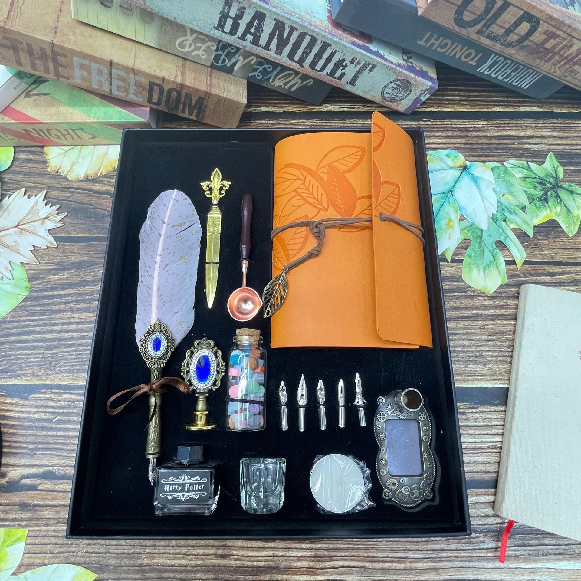 European-Style Retro Gold Feather Notebook Gift Box for Sending Presents Wax Seal Base Dipped in Water Pen Kit Wholesale