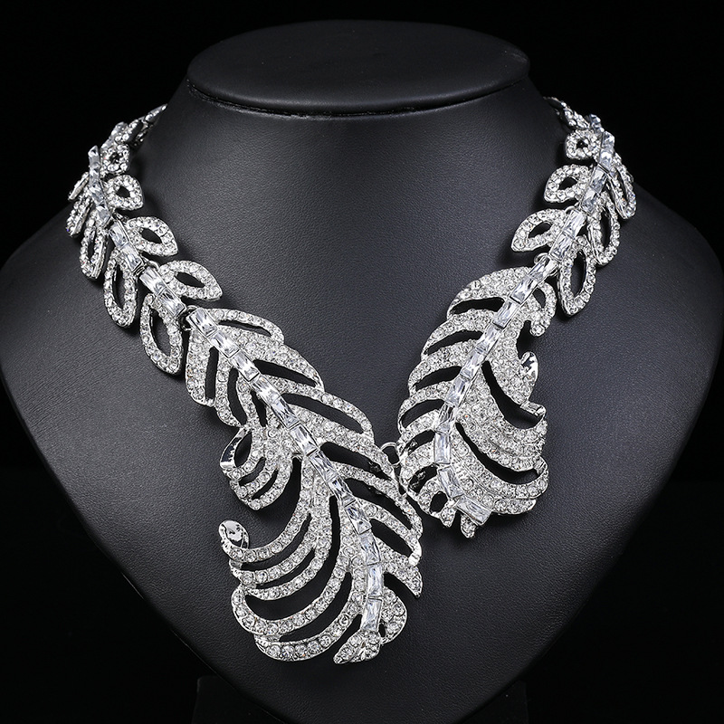 Foreign Trade Ornament European and American Necklace and Earrings Suite Women's Retro Electroplated Alloy New High Profile Fashion Feather Shape