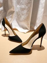 黑色侧空高跟鞋女秋绒面2024新款设计感小众性感细跟气质职业单鞋